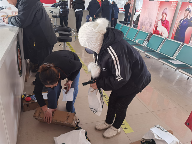 嵯岗镇：让“有碍”变“有爱” 真情关爱残疾人-2.jpg